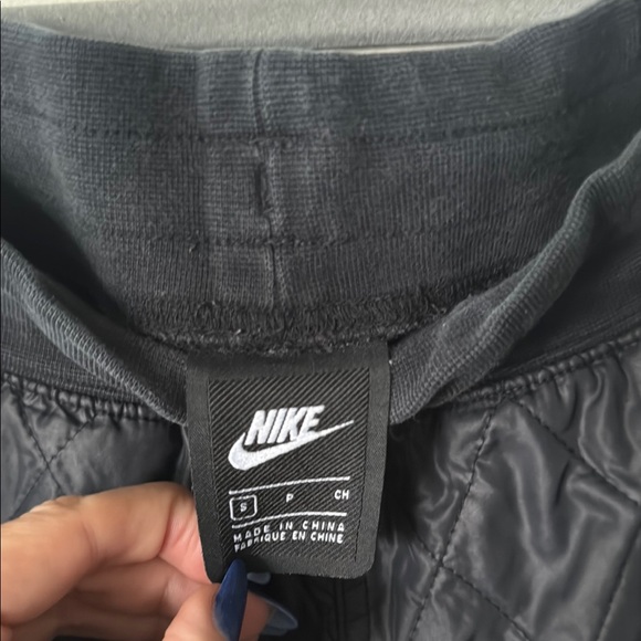 Nike Black Track Pants with Elastic Waistband and Cuffed Ankles - Picture 2 of 6